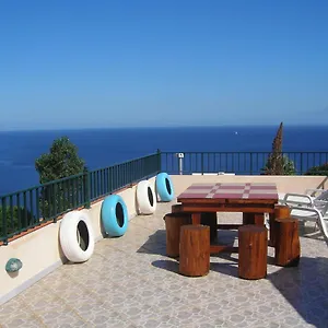Residencia Ana Piso Zero 0 Apartmán